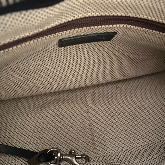 Dooney & Bourne Handbag (Vintage 2000 circa). - Picture 3 of 7